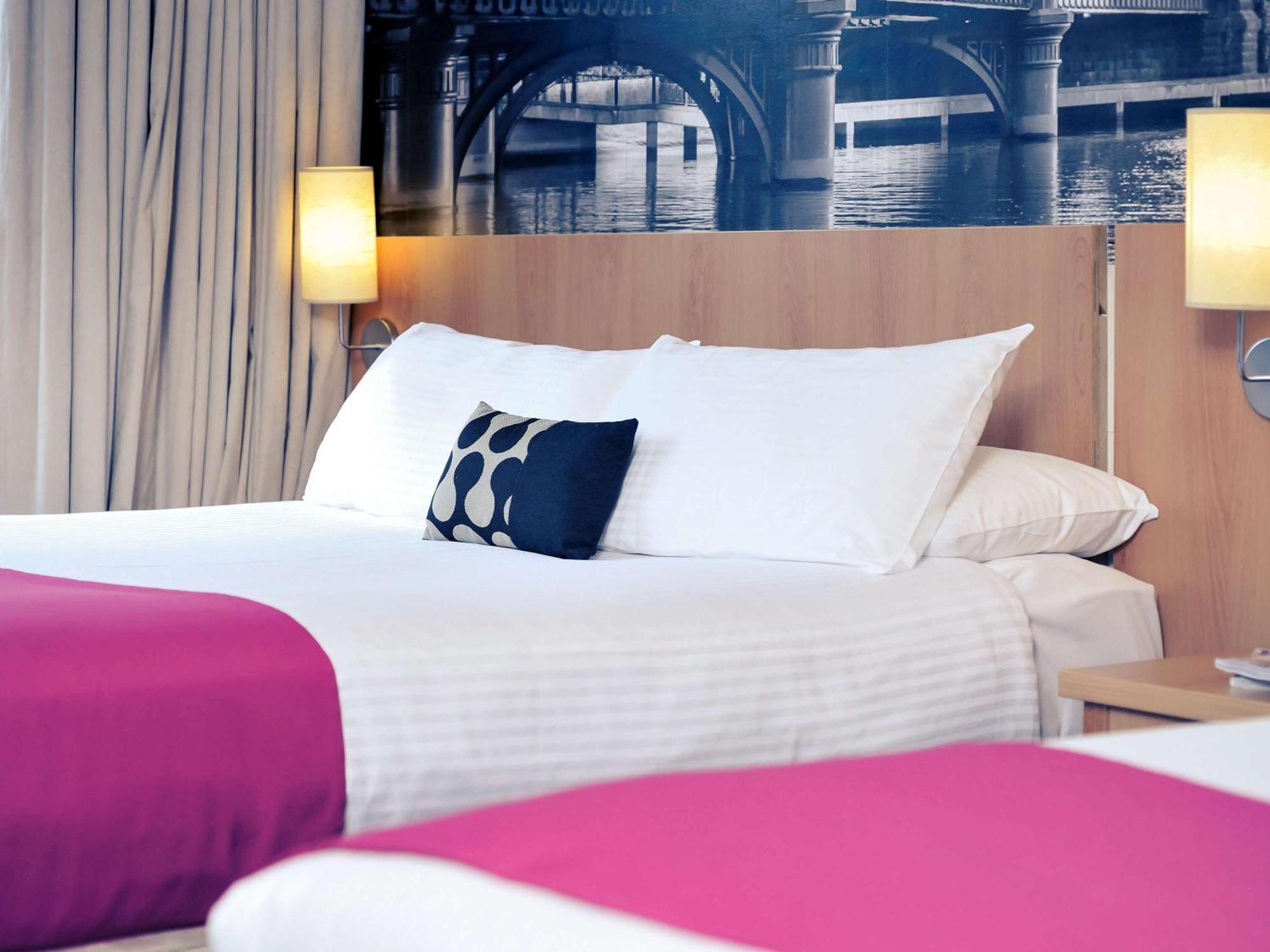 Mercure North Melbourne City Exterior foto